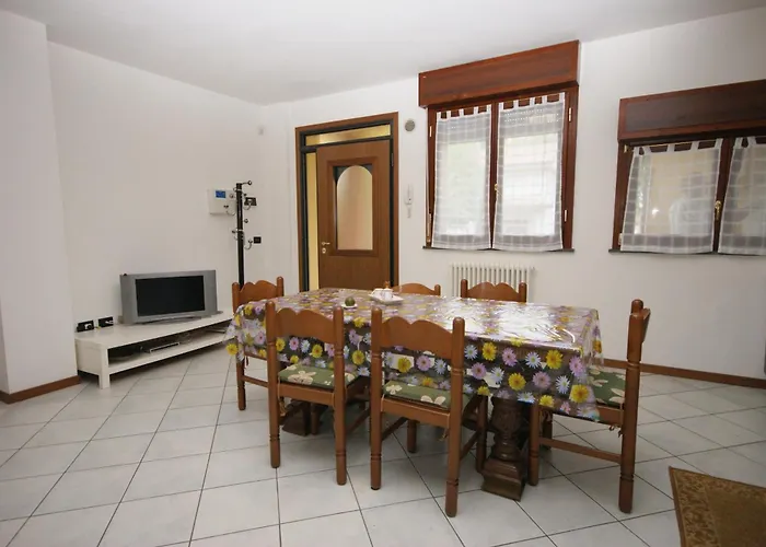 86 Trilocale Con Ingresso Indipendente アパート *